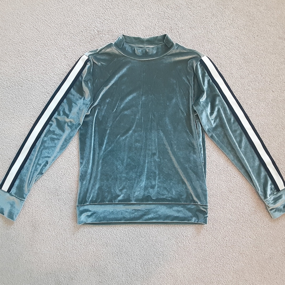 Xersion Velvet Long Sleeve Mock-Neck Top